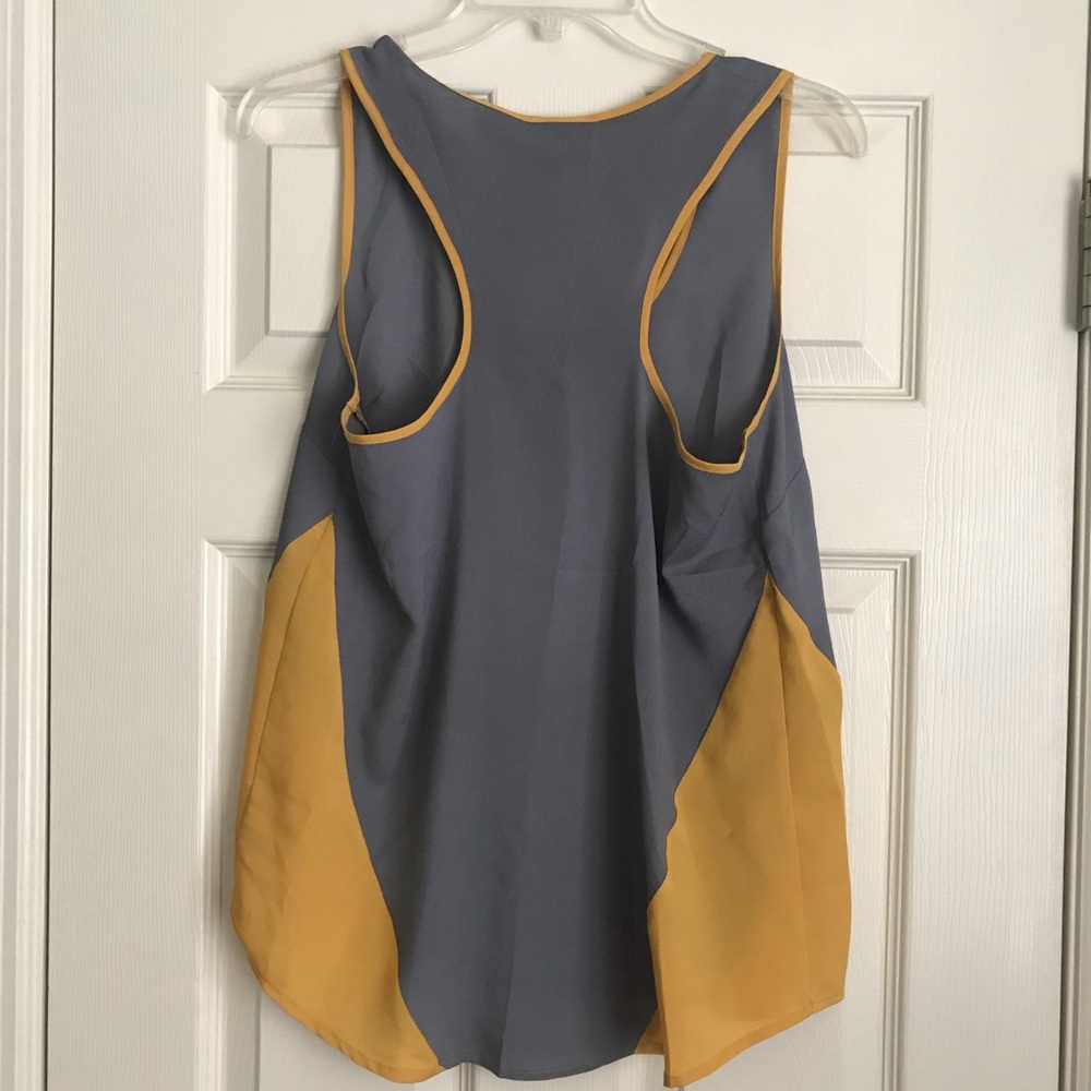 💛NEW Mossimo Racerback Tank - Picture 3 of 3